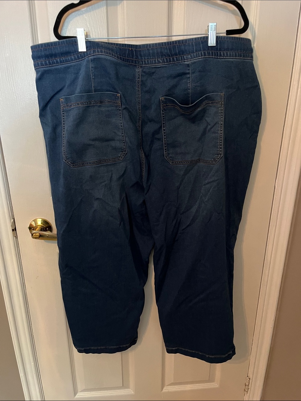 Penningtons Navy Drawstring Capris - Picture 3 of 4